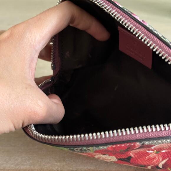 GG Supreme Monogram Blooms Small Pouch Cosmetic Case Beige Multicolor Dry Rose - Picture 10 of 10